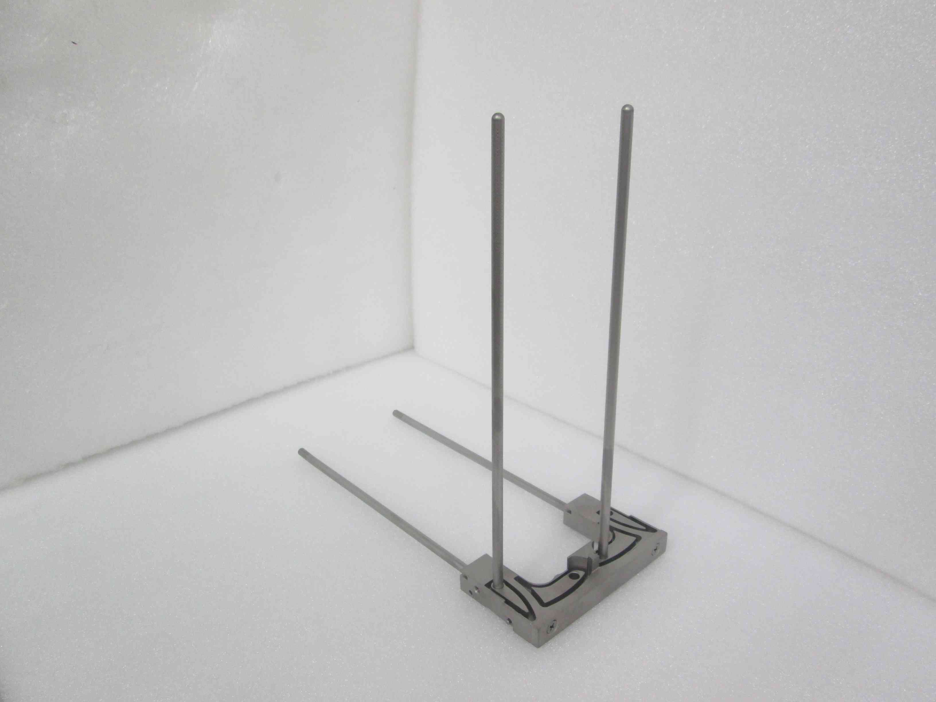 998084 001 Plate End P9Y RVFF